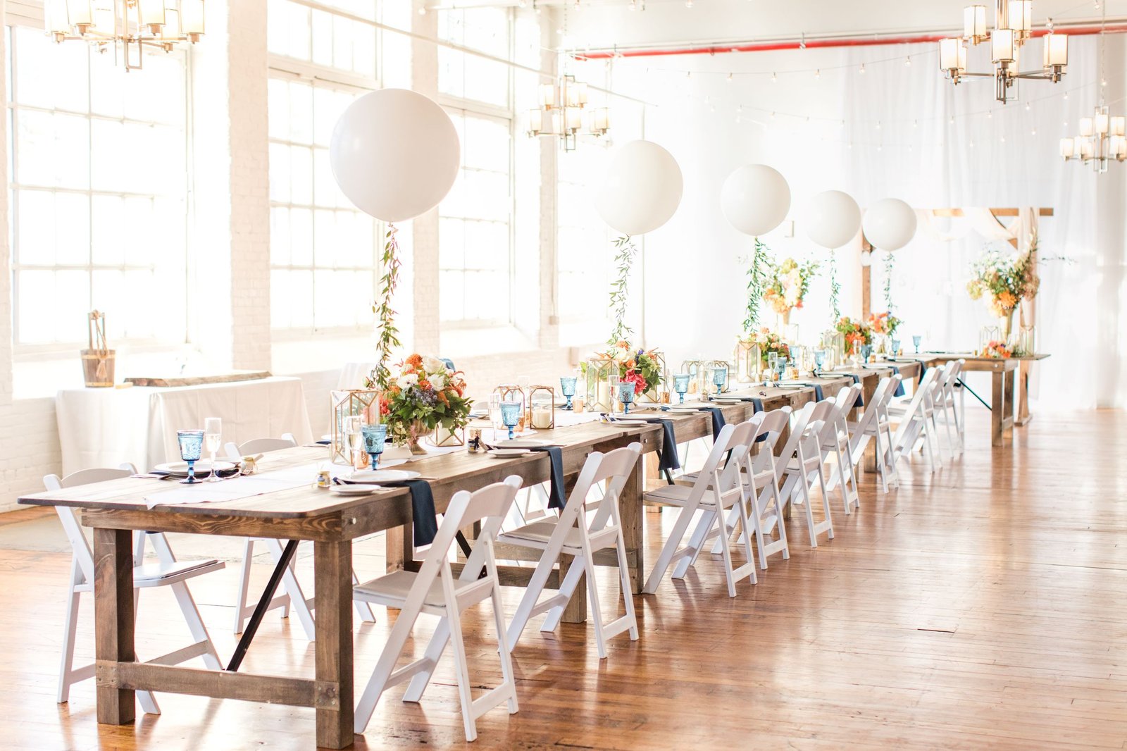 tables with balloon centerpieces