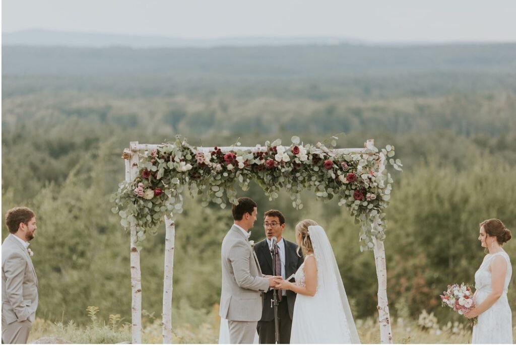 couple getting married, Fruitlands Museum, Harvard MA