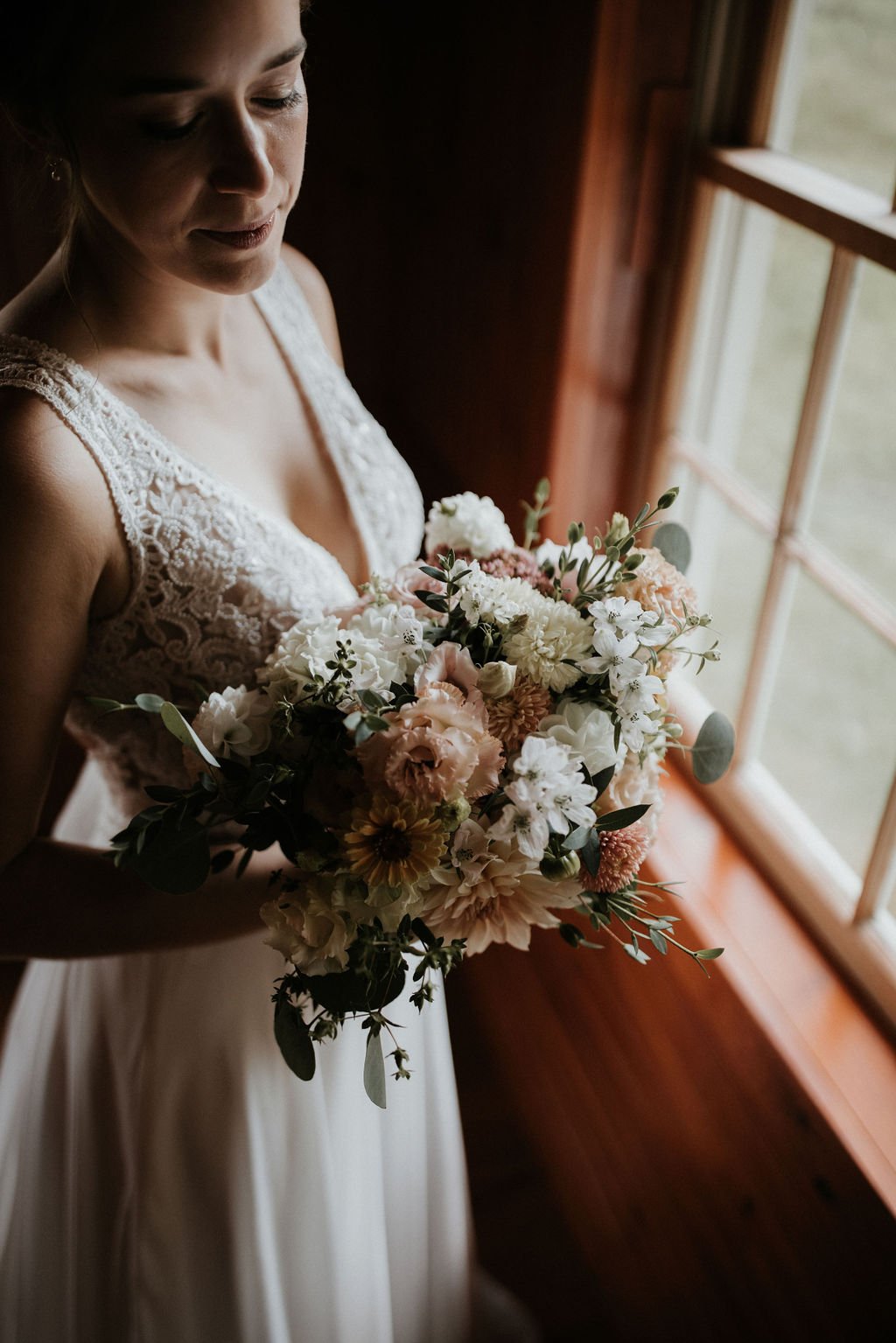 Perfectly peach fall wedding flowers at Valley View Farm, Haydenville