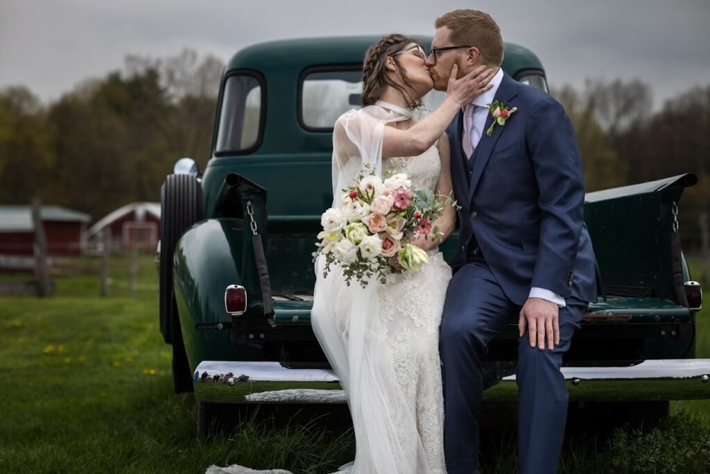 bride and groom kissing, valley view farm weddings haydenville ma